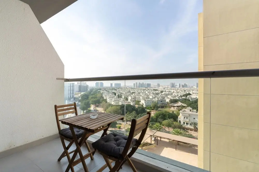 Lux BnB Studio Al Furjan
