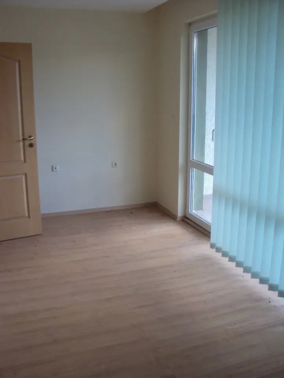 Green Fort Noks Apartments