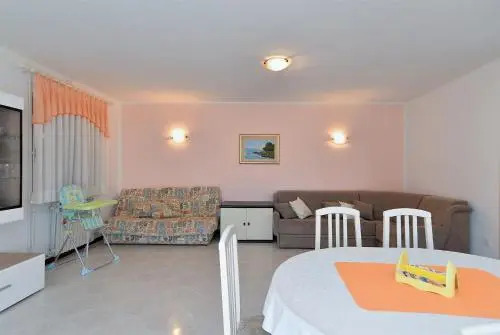 Apartment Gracijela 827
