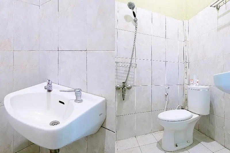 Abz Guest House by OYO Rooms