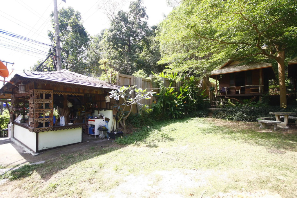Baan Pha Nin Mung Korn