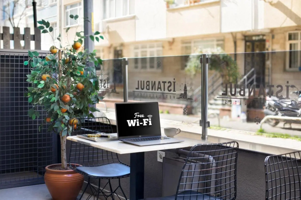 Istanbul Hotel & Suites
