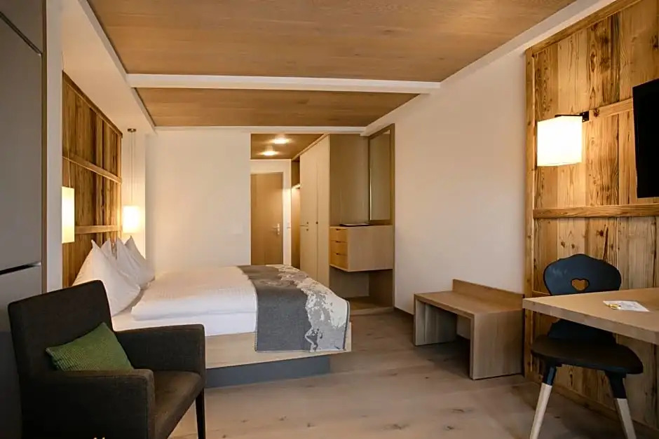 Adler Adelboden