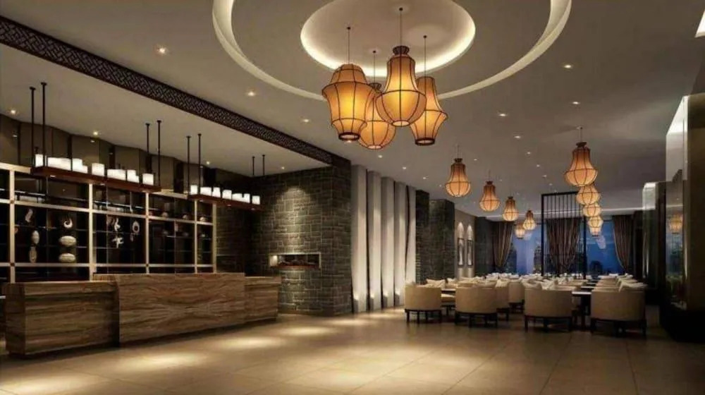 Platinum Stearns Hotel