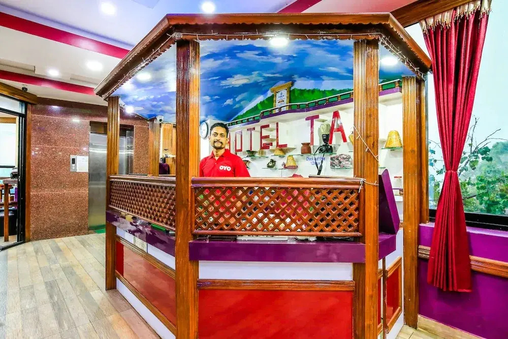 OYO 408 Hotel Taj