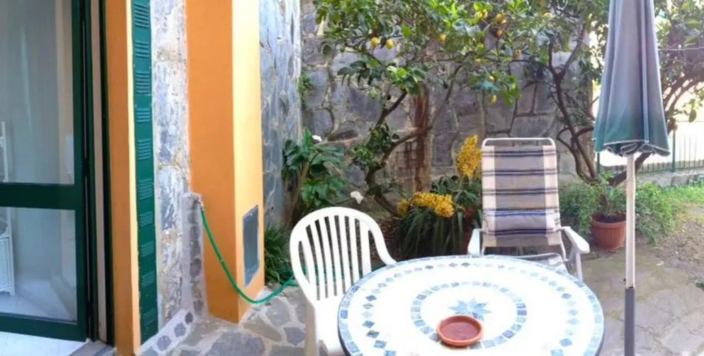 Chez Diego with AC And Garden