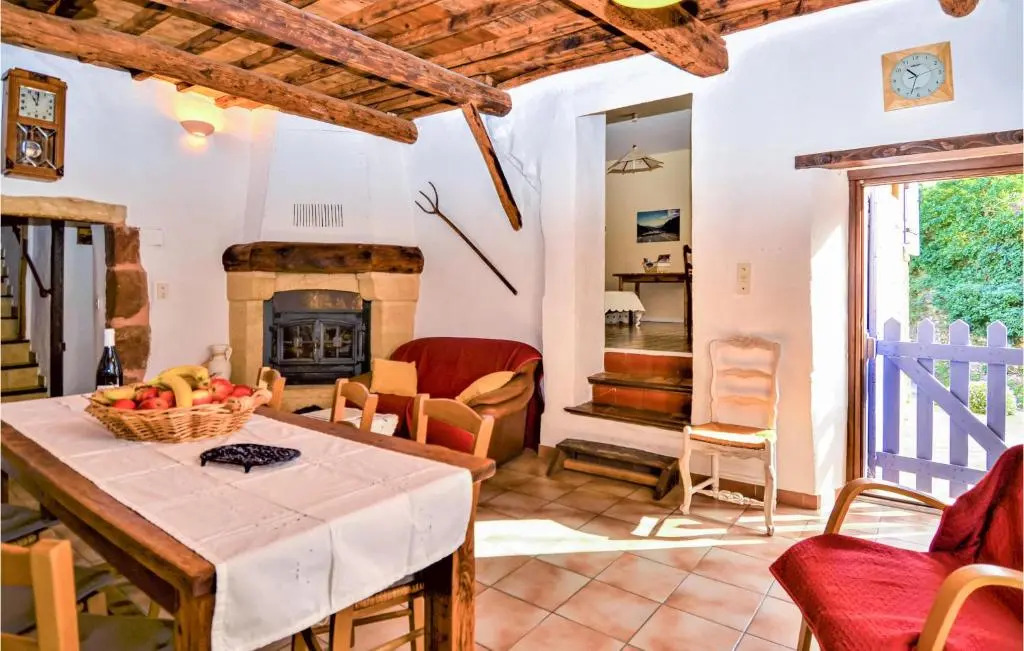 Lovely Home In Saint Victor La Coste With Wifi