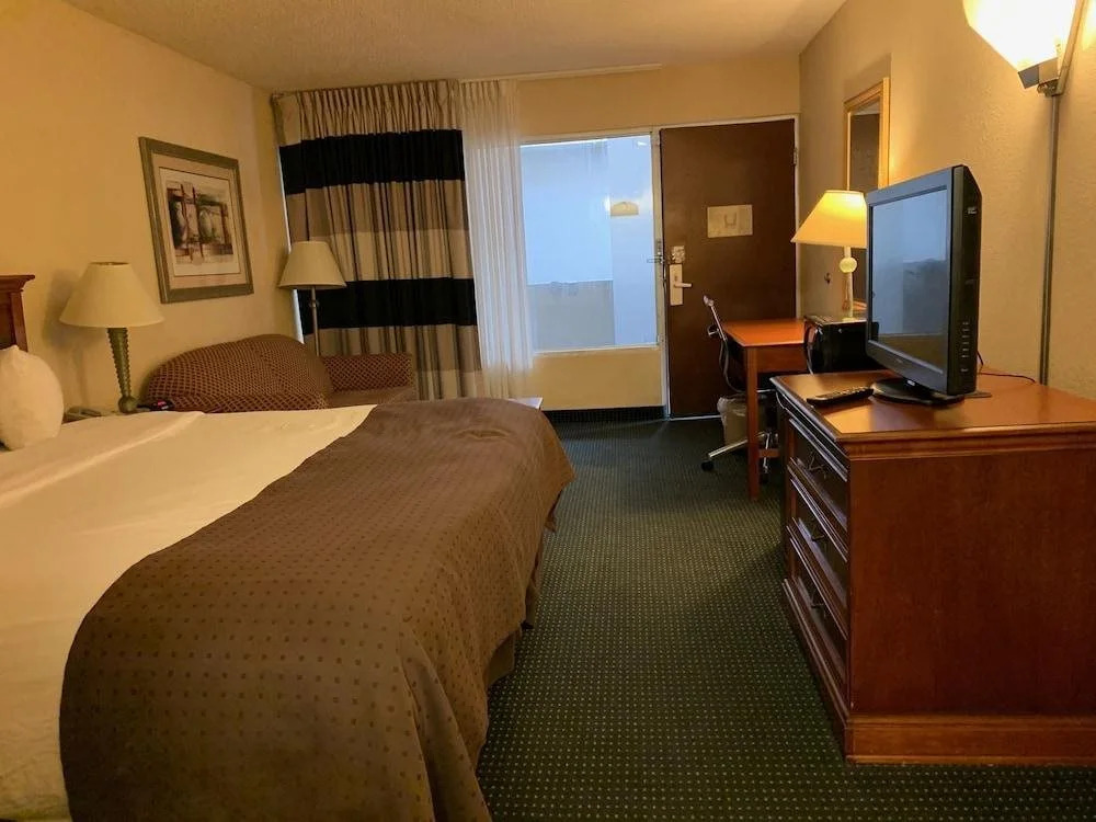 The Garden Plaza Hotel and Conference Center