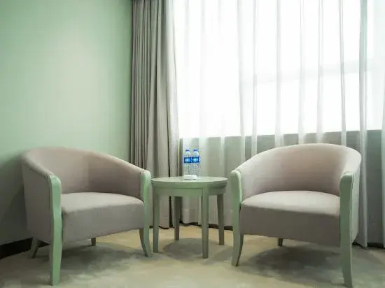 Lanyu Business Hotel