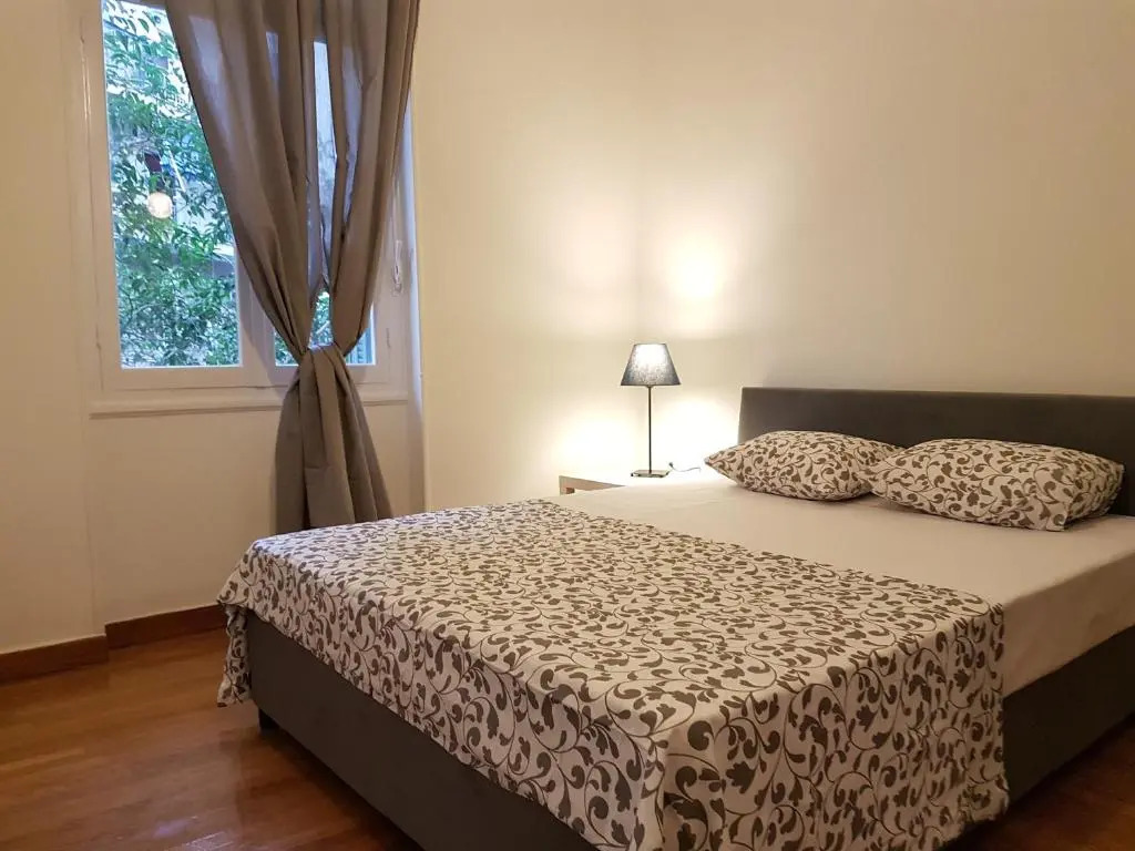 Errathens Aegean Apartment - Athens Center, 5 BD, 2 BATH