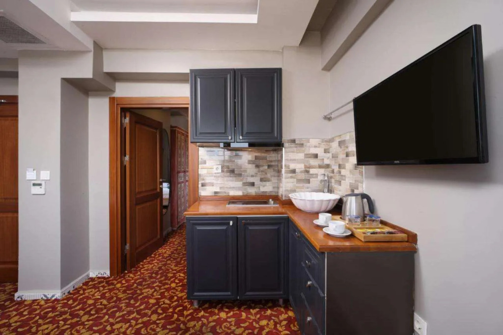 Oriella hotel