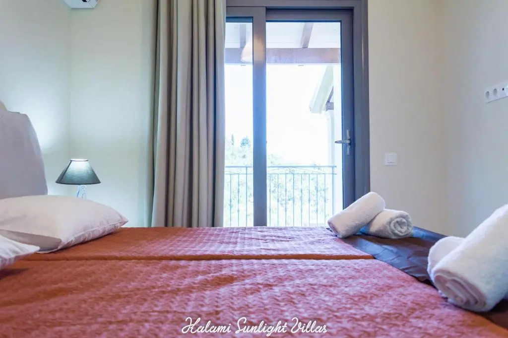 KALAMI SUNLIGHT by Sealand Villas