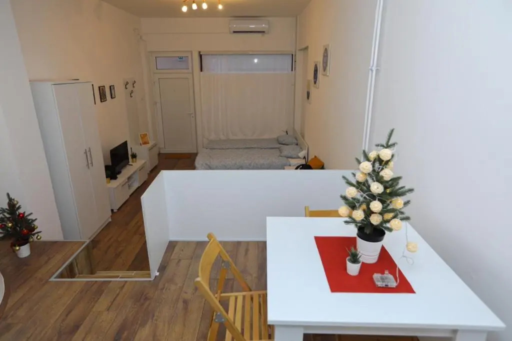 Central Studio Apartman