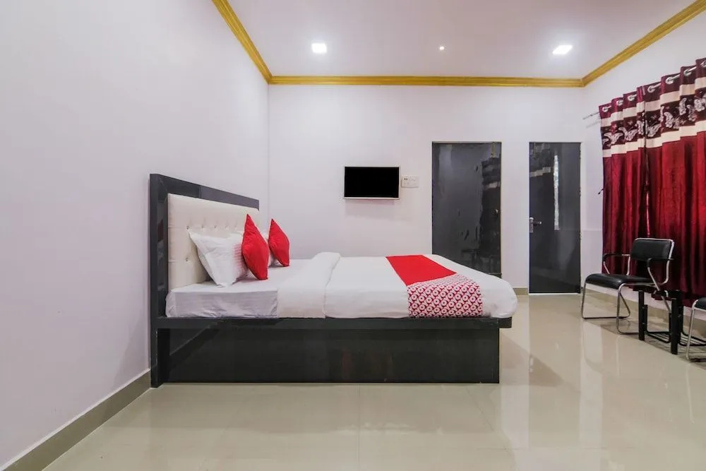 Travellers Nest by OYO Rooms