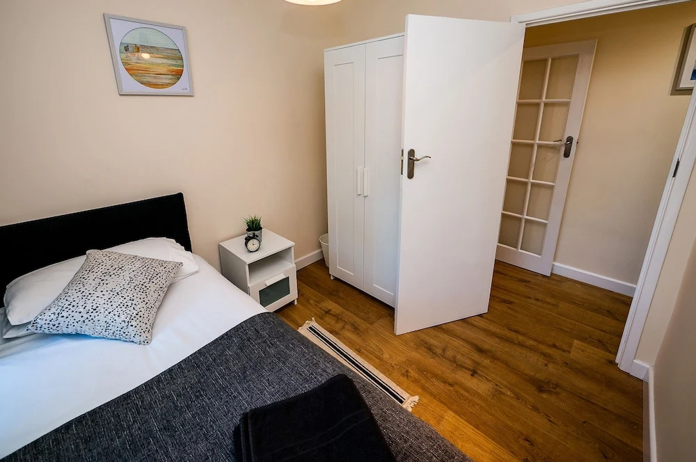 Unique Reading Apartment