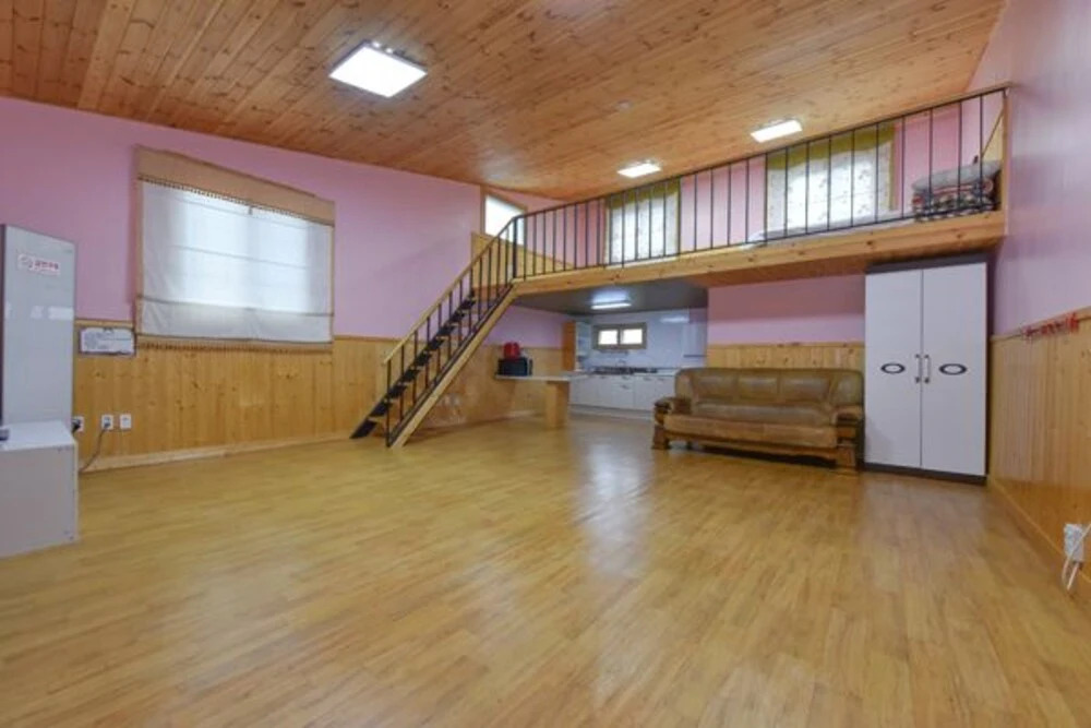 Gapyeong Mountain Cross Pension