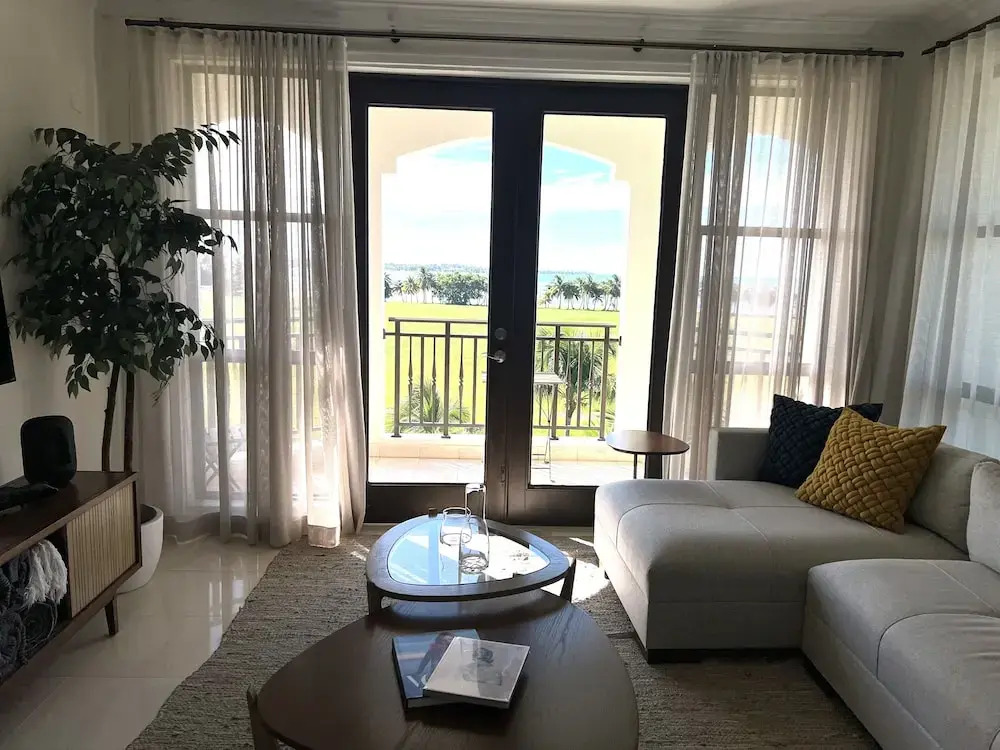 The Country Club Residences at Grand Reserve