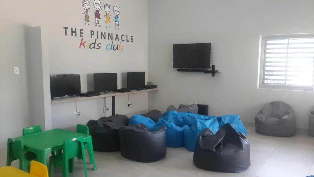 Pinnacle Point Beach & Golf - Penthouse & Villa