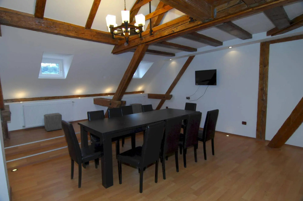 Main Square Apartments & More