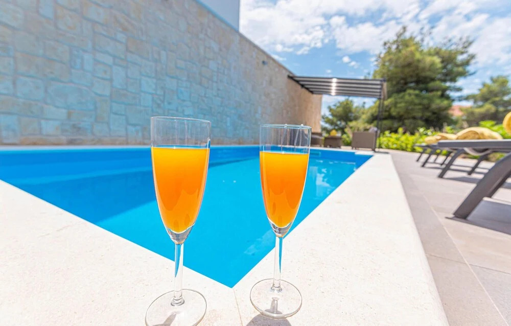 Beautiful Home in Srima With Outdoor Swimming Pool, Wifi and 3 Bedrooms