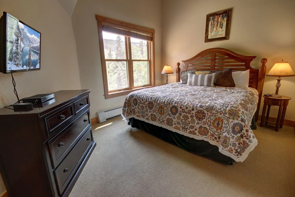 Red Hawk Townhomes 2330