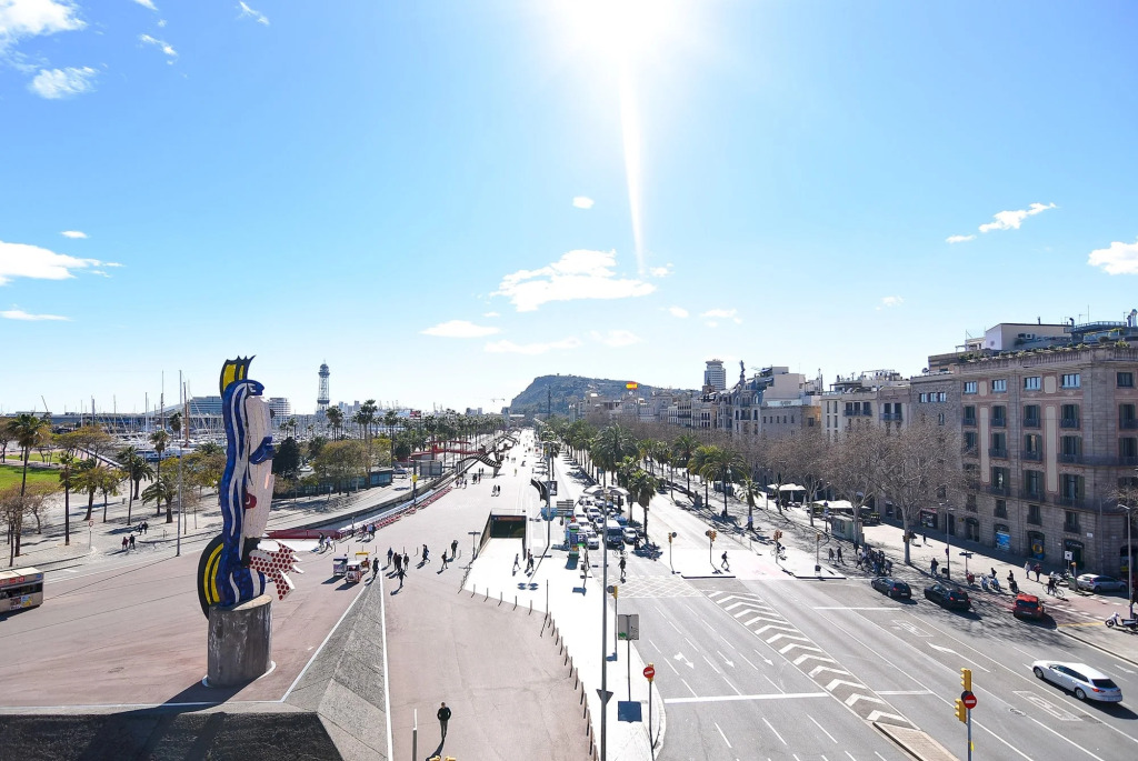 Liceu in Barcelona with 2 bedrooms and 1 bathrooms