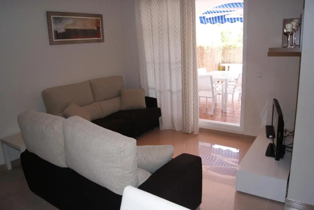 Costa Ballena Cómodo Bajo con Piscina, Patio y 3 Dormitorios Parking free