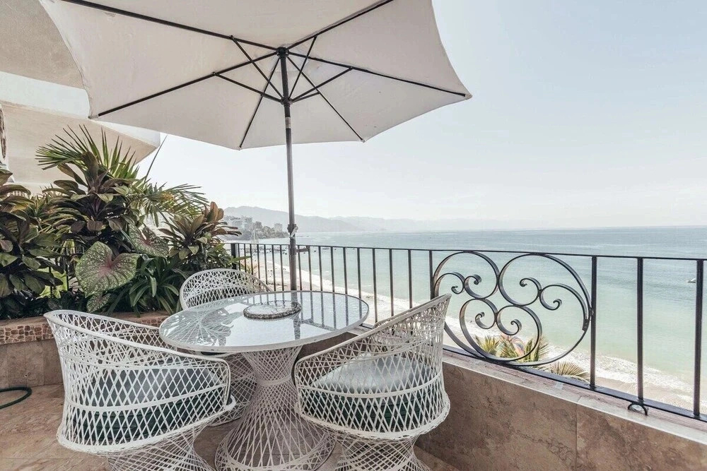 Ocean View 2Br Condo-balcony-beach-pool - 711