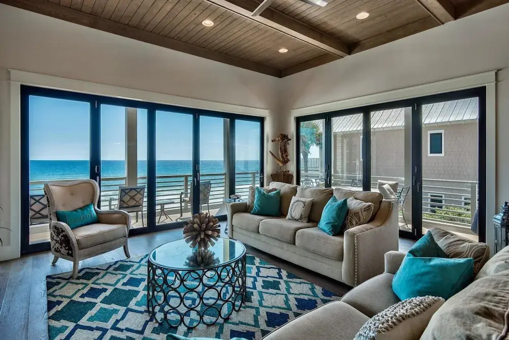 The Pelagic Blue 7 Bedroom Holiday Home by Five Star Properties