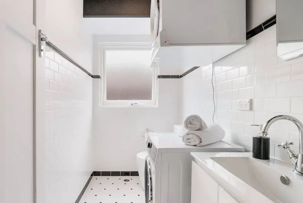 Renovated Retro Apartment Near Harbour Front Walks