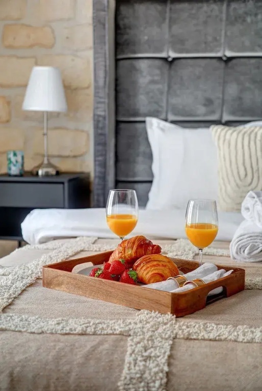 Modern Paris 2BR near Montparnasse