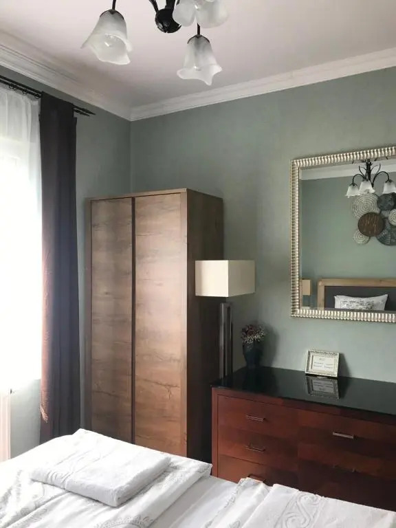 Eden Apartman