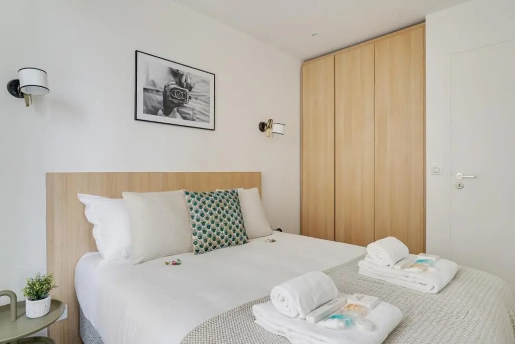 155-Suite Georges Marvelous 1 BDR APT New Paris