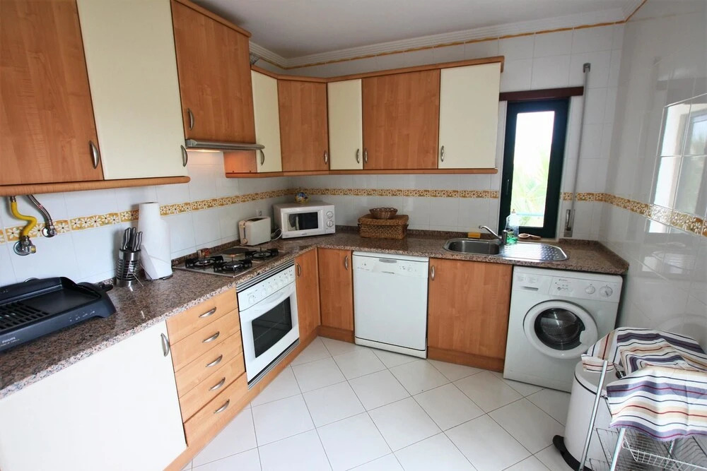 Apartment With 2 Bedrooms in Albufeira, With Wonderful City View, Pool