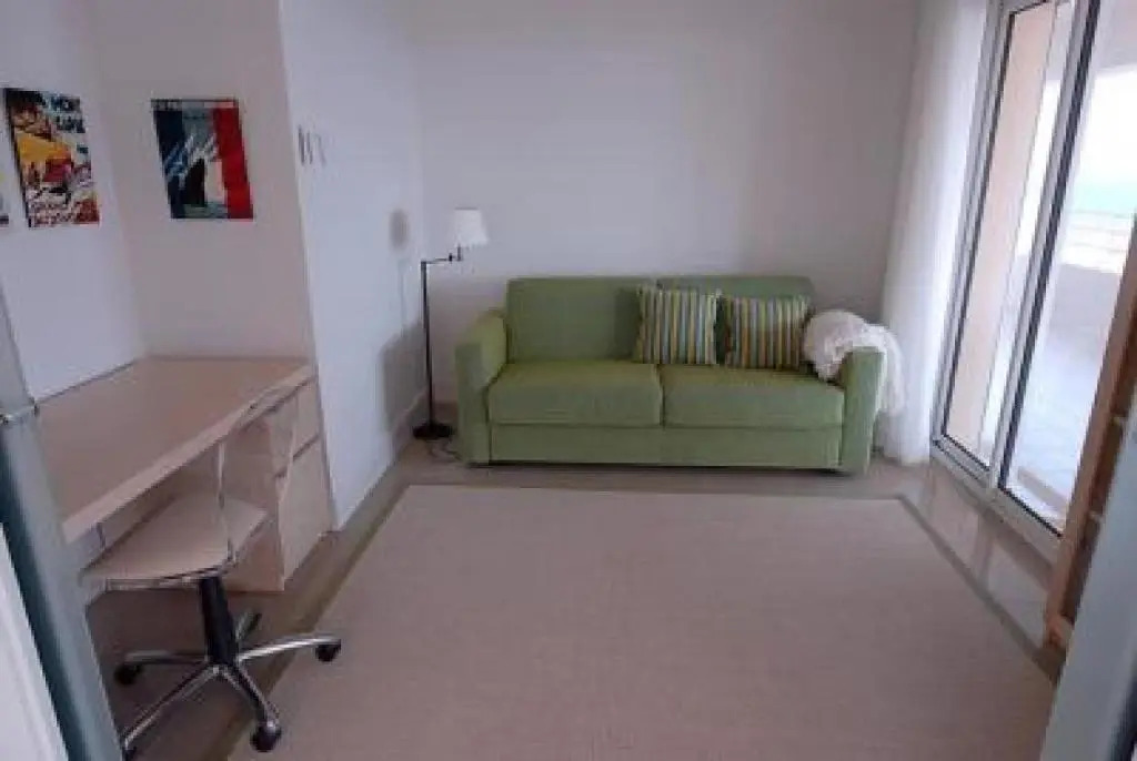 Stunning Three Bedroom Apartment on Seafront in Cannes With Panoramic sea Views 399 - 399