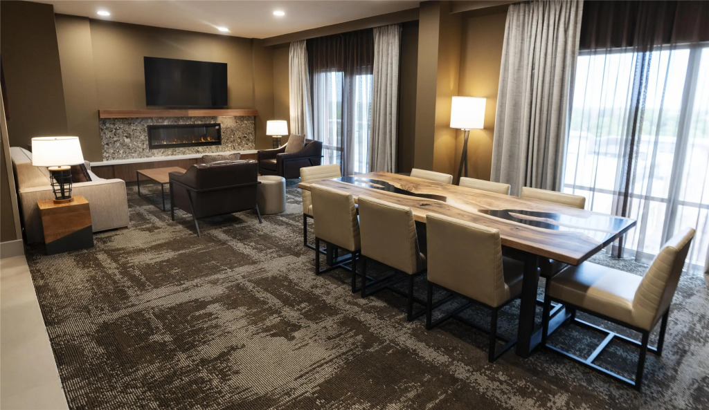 The Broadway Columbia - a DoubleTree by Hilton Hotel