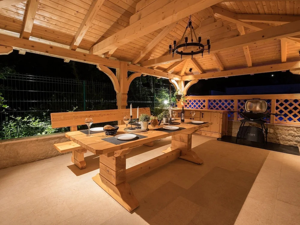 Luxurious Villa With Sea View for up to 8 Persons Located Near Opatija