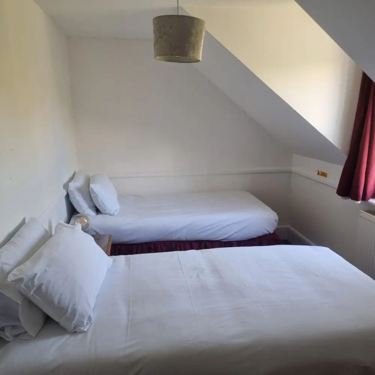 The Oak Hotel
