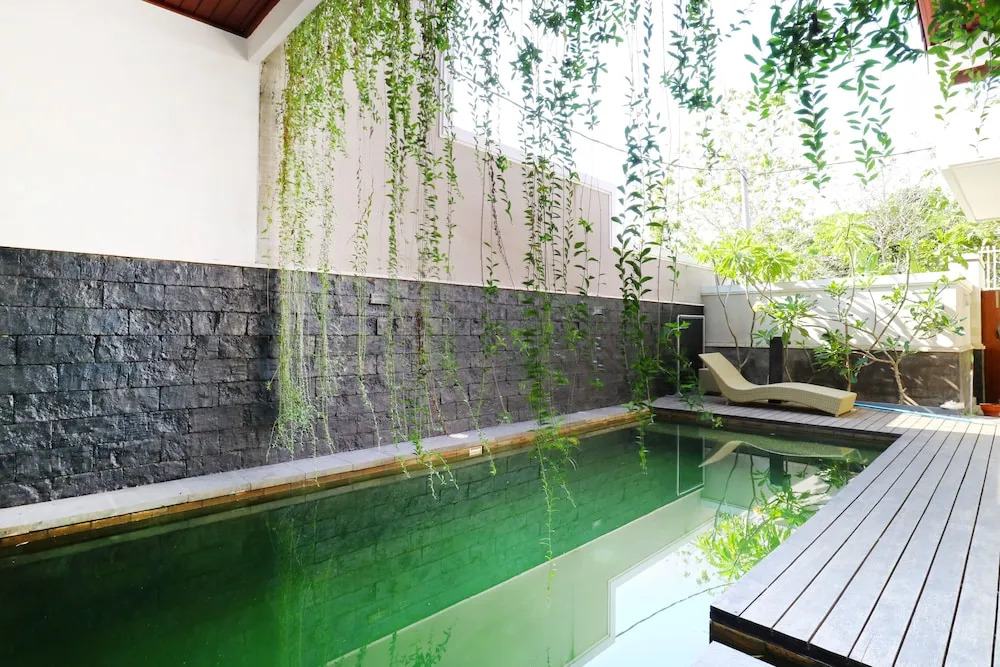 Kenzo Villa