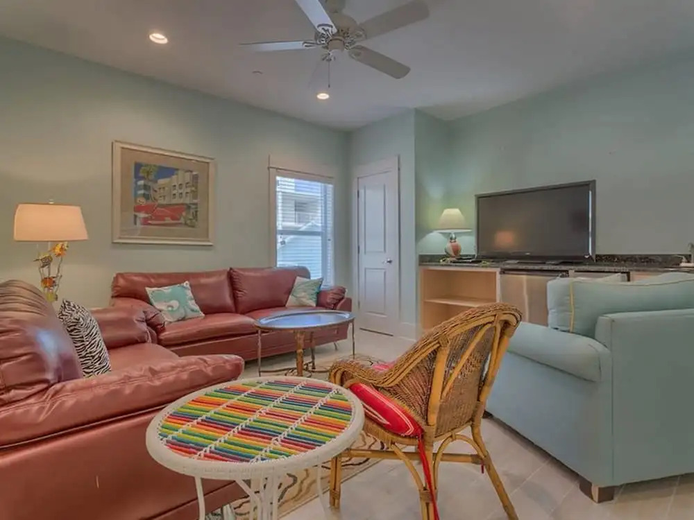 Pearl West by Meyer Vacation Rentals