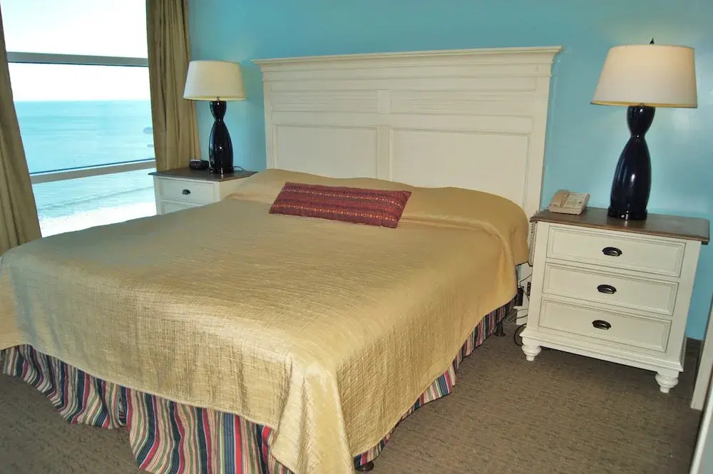 Seaside Resort 1003