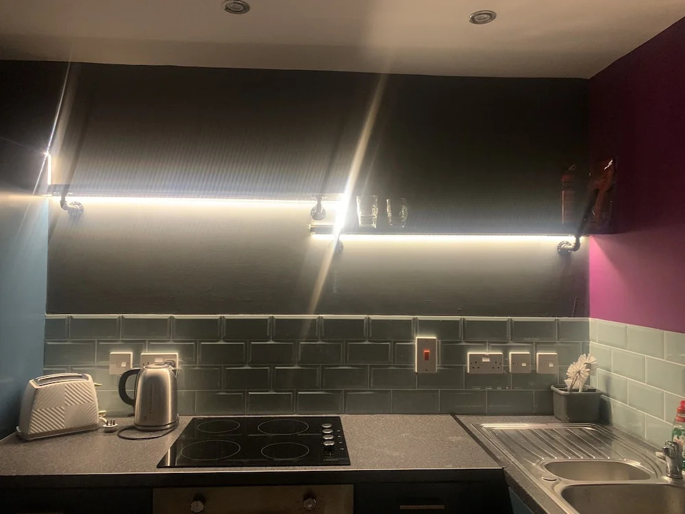 Comfortable 1-bed Apartment in Liverpool Sleeps 4