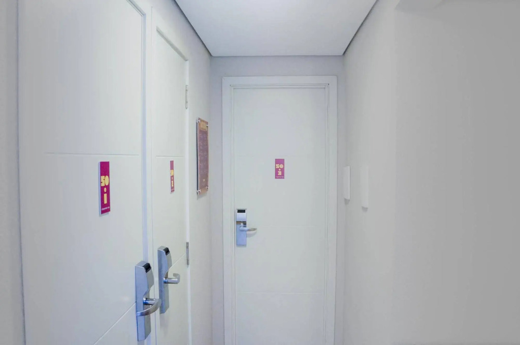 Work Hotel Design