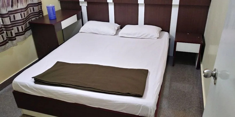 S R Guest House