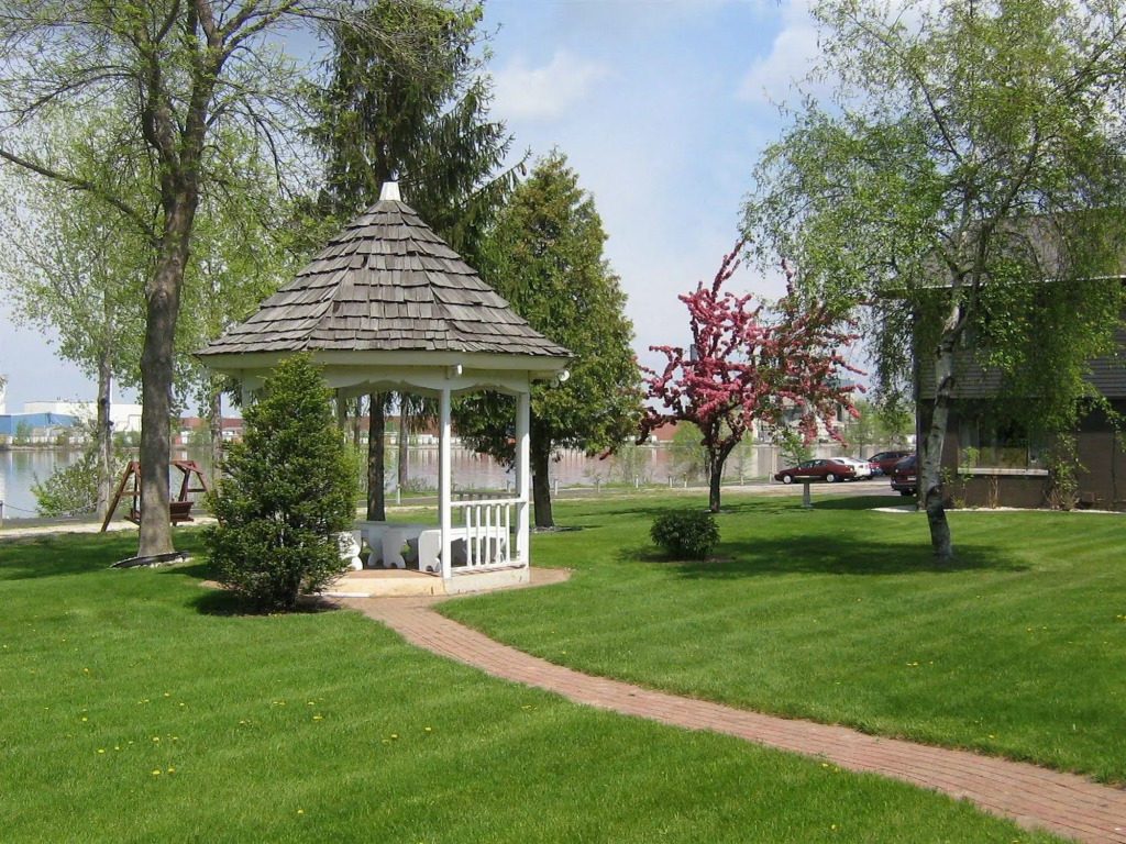 The Mariner Motel
