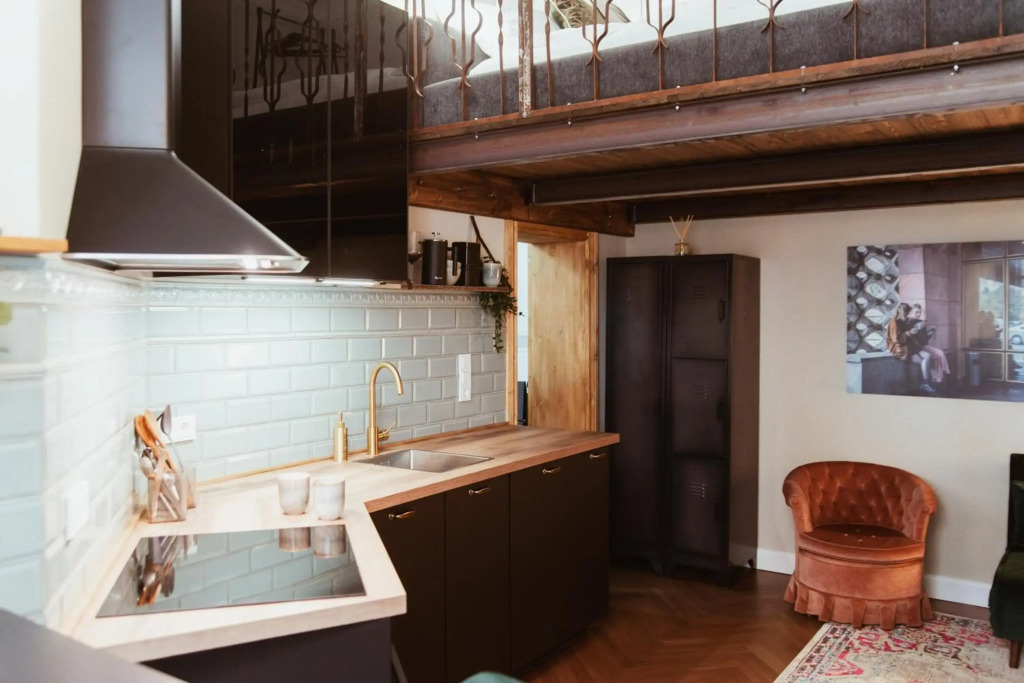 LoftBrücke, Apartment am Platz der Luftbrücke