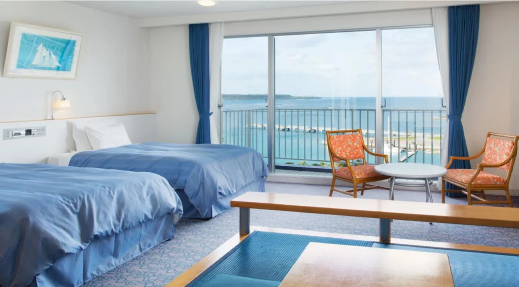 Marine Piazza Okinawa