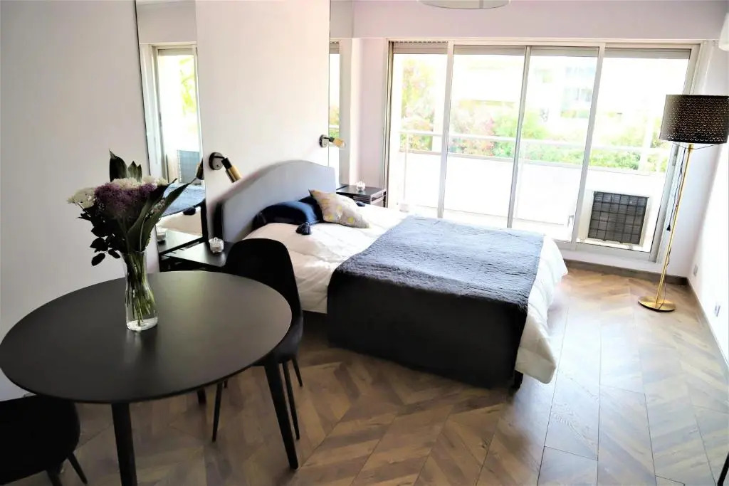 Eden Residence