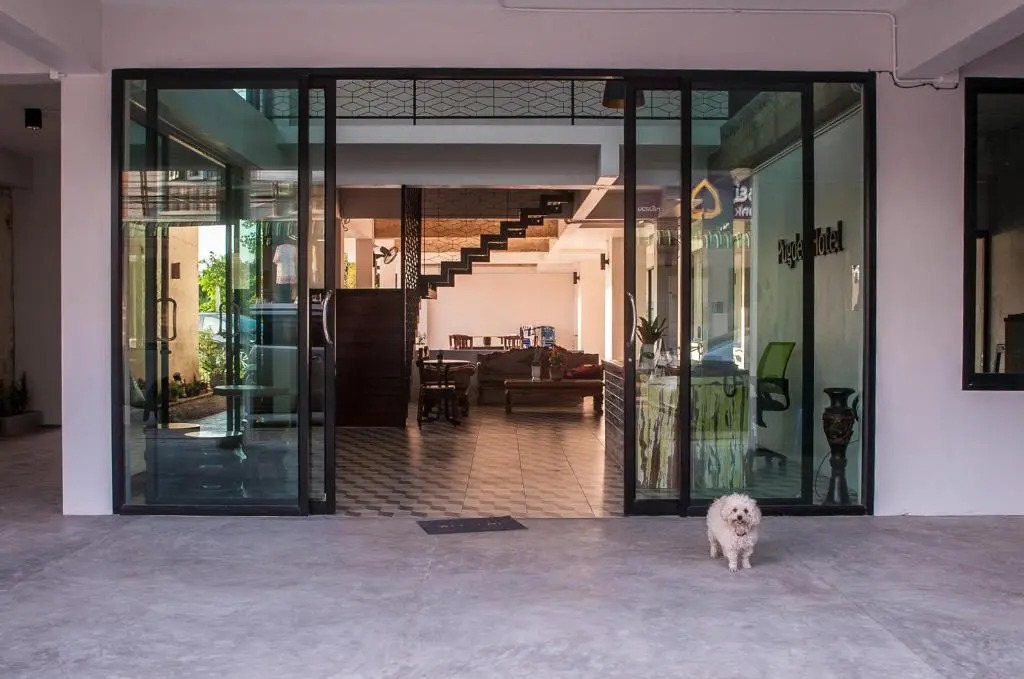 Pugdee Hotel