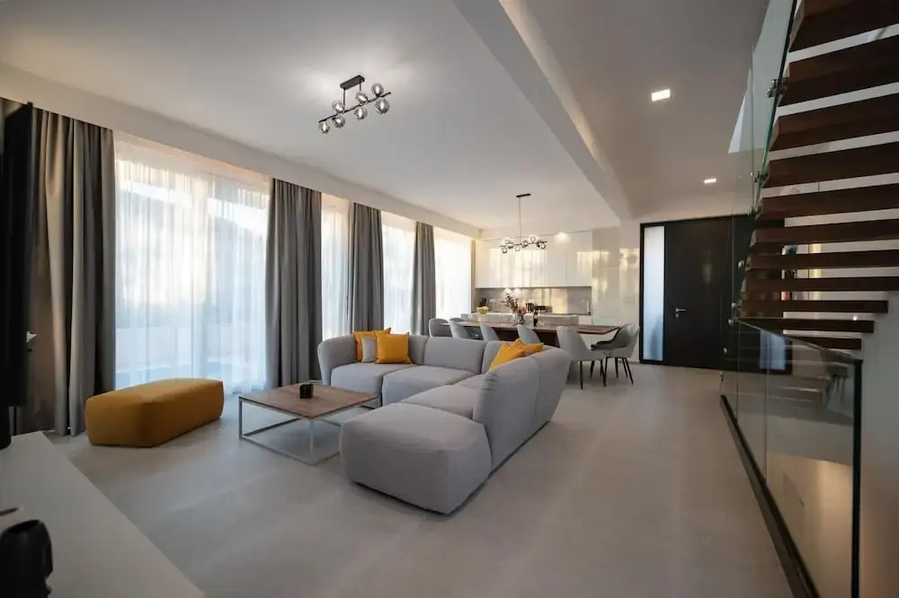 Elegant Villa Cataleya with private pool and sauna